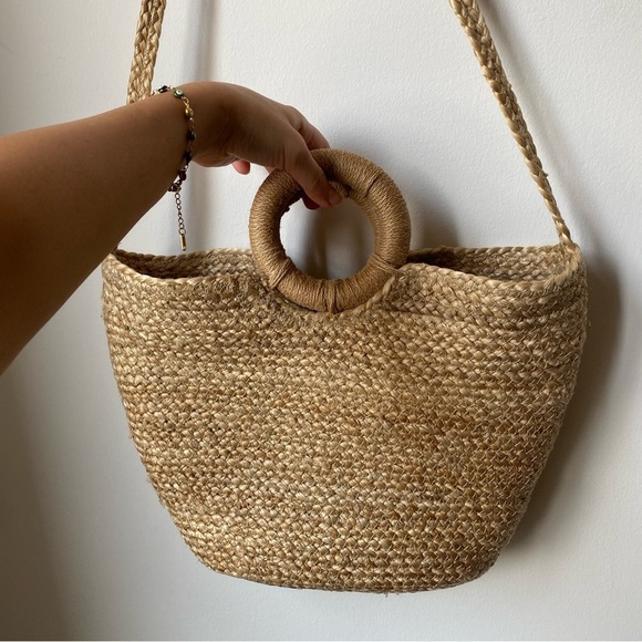 Zara Tan Crossbody Bag - Picture 1 of 10